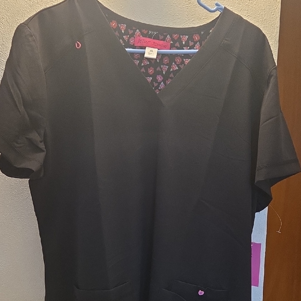 Women's Black V-Neck Top